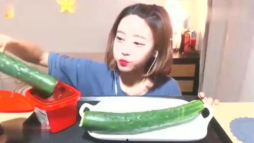娱乐吃瓜酱亲戚,揭秘娱乐圈背后的家族势力 第2张 娱乐吃瓜酱亲戚,揭秘娱乐圈背后的家族势力 第2张